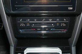   2023款大众迈腾 200万辆纪念版 280TSI DSG领先型