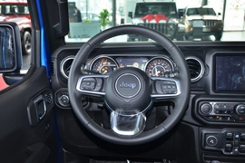   2022款Jeep牧马人 2.0T 高地四门版