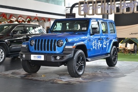   2022款Jeep牧马人 2.0T 高地四门版