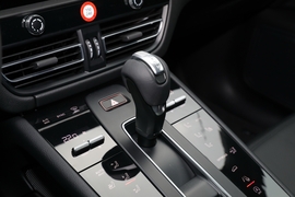   2023款保时捷Macan 2.0T