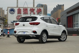   2022款名爵ZS 180DVVT 手动全球百万858版