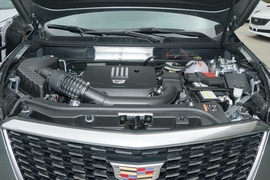   2023款凯迪拉克XT5 2.0T 两驱风尚型