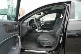  2022款奥迪A6L 55 TFSI quattro 尊享动感型 改款