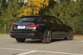   2023款奥迪A6 Avant 45 TFSI 大探险家版