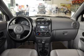   2010款五菱宏光1.2L基本型