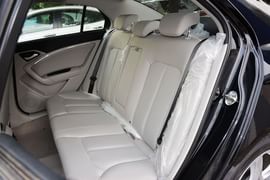  2014款奔腾B90 1.8T手自一体舒适型
