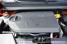   2014款Jeep自由光3.2L高性能版