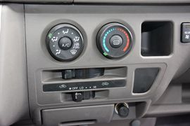 2013款海格H5C 2.4L经典型营运版