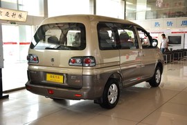   2014款东风风行菱智M3 1.6L 7座舒适型