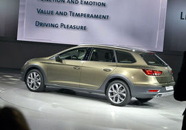   西雅特LEON X-Perience 巴黎车展实拍