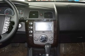 2014款荣威W5 1.8T 4WD自动豪域特装版