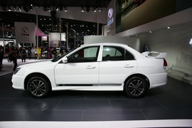   东南新V3菱悦 广州车展实拍