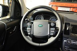 2015款路虎神行者2 2.0T Si4 HSE Luxury汽油版