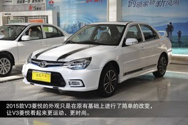   2015款东南V3菱悦到店图解