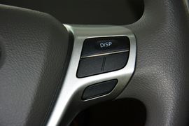   2015款丰田逸致跨界版180E CVT跨界版