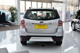   2015款丰田逸致跨界版180E CVT跨界版