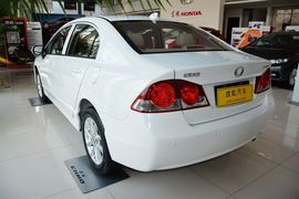   2015款思铭1.8L VTI自动