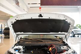   2015款路虎神行者2 Si4 HSE Luxury汽油版