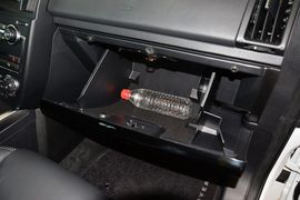   2015款路虎神行者2 Si4 HSE Luxury汽油版