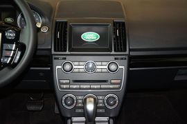   2015款路虎神行者2 Si4 HSE Luxury汽油版