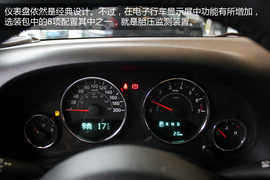   2015款牧马人到店