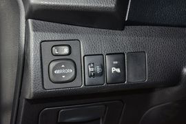 2014款丰田卡罗拉1.6L GL-i真皮版 CVT