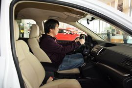   2015款本田CR-V 2.0L两驱都市版