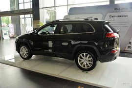  2014款Jeep自由光2.4L豪华版
