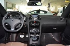   2014款标致RCZ 1.6T豪华优雅型