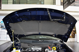   2014款Jeep指南者2.4L四驱舒适版 改款