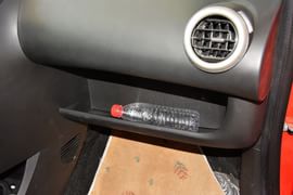   2015款比亚迪F0 1.0L铉酷型到店实拍