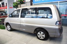   2015款东风风行菱智V3 1.5L 7座豪华型
