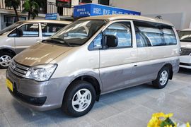   2015款东风风行菱智M3 1.6L 7座舒适型