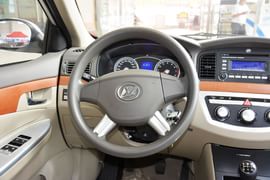   2012款力帆620 1.5L手动舒适型B