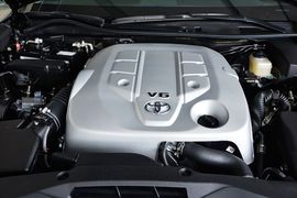   2015款丰田皇冠2.5L精英版