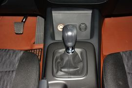   2014款起亚K3S 1.6L GL手动版