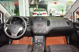   2014款起亚K3S 1.6L GL手动版