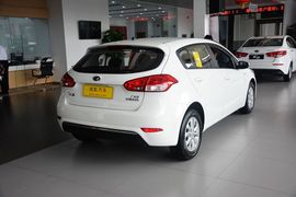   2014款起亚K3S 1.6L GL手动版