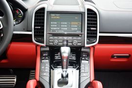   2015款保时捷Cayenne S E-Hybrid 3.0T