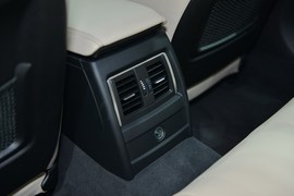 宝马330e法兰克福车展实拍