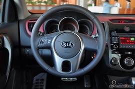   2010款起亚速迈1.6L AT运动版