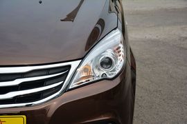 2015款北汽威旺M30 1.5L舒适型DAM15