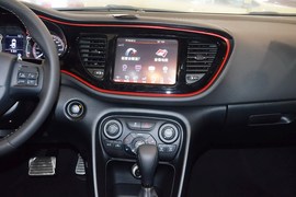  2015款菲亚特致悦1.4T自动夜型者