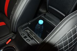   2015款菲亚特致悦1.4T自动夜型者