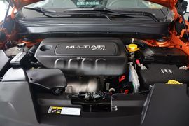   2014款Jeep自由光2.4L高性能版