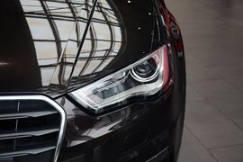 2015款奥迪A3 Limousine 300万纪念舒享版