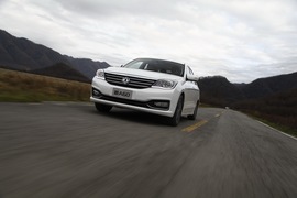   2016款东风风神新A60试驾