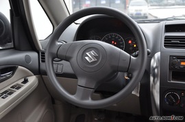   2010款铃木天语SX4三厢超值版
