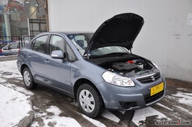   2010款铃木天语SX4三厢超值版