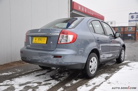  2010款铃木天语SX4三厢超值版